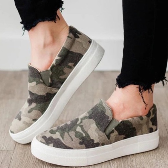 Shoes - Olive green Camouflage SlipOn Platform Sneakers camo
